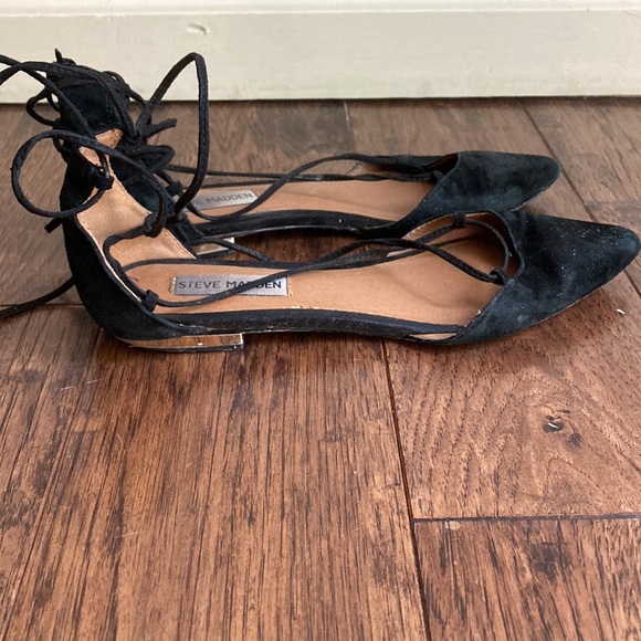 Steve Madden Pointed Toe Lace Up Flats - Picture 3 of 7